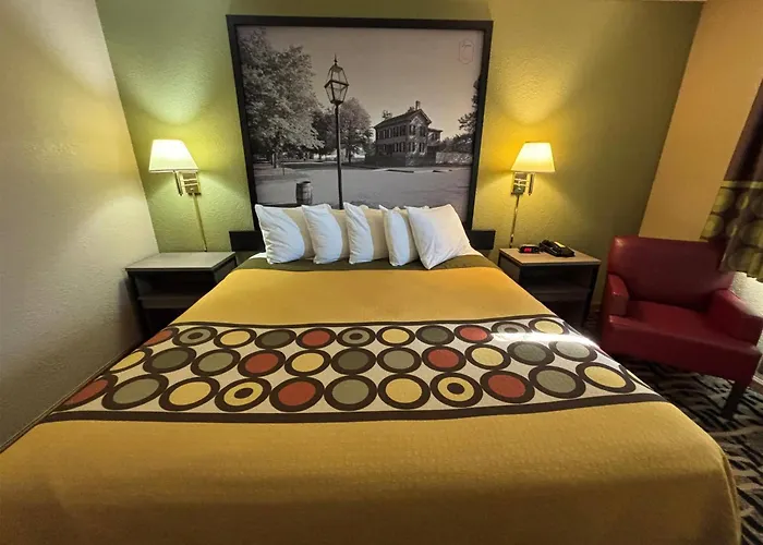 Motel Super 8 By Wyndham Mclean/bloomington Sw McLean