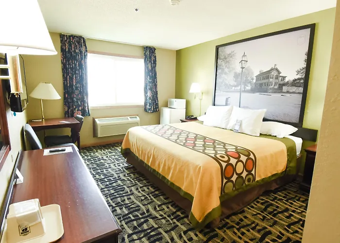 Motel Super 8 By Wyndham Mclean/bloomington Sw