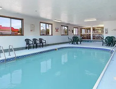 Super 8 By Wyndham Mclean/bloomington Sw Motel 2*